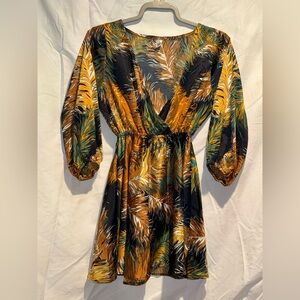 Women's V-Neck Feather Print Long Sleeve Dress - Black/Gold